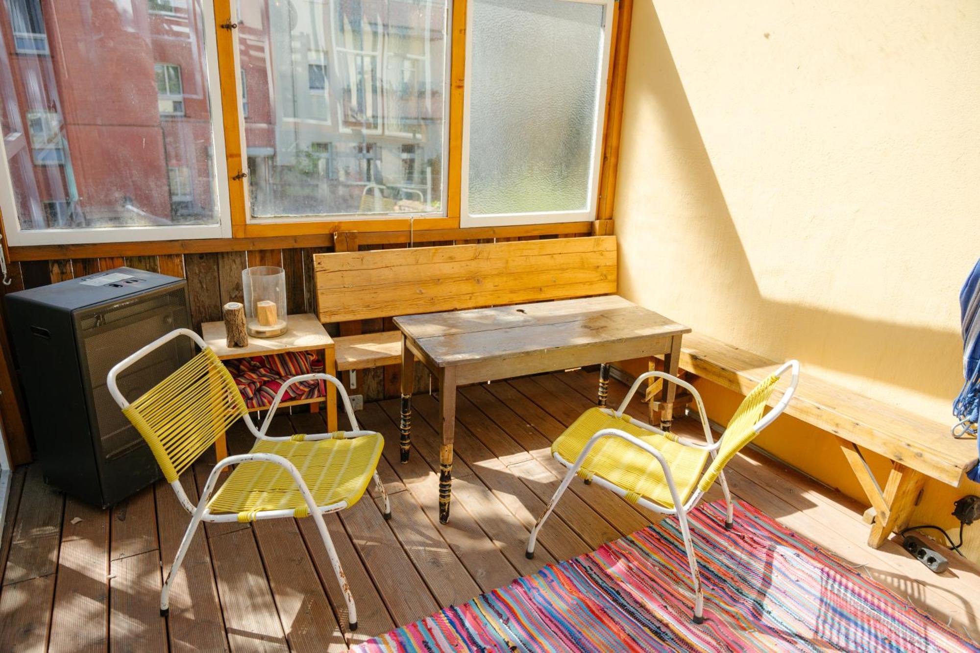 The Upholstery Tinyhouse Deluxe Eco Chalet Kreativ Citynah เคมนิตซ์ ภายนอก รูปภาพ